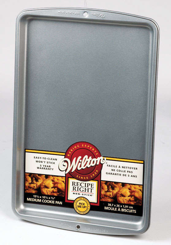 Wilton 15-1/4 in. L x 10-1/4 in. W Medium Cookie Pan Silver 6065973